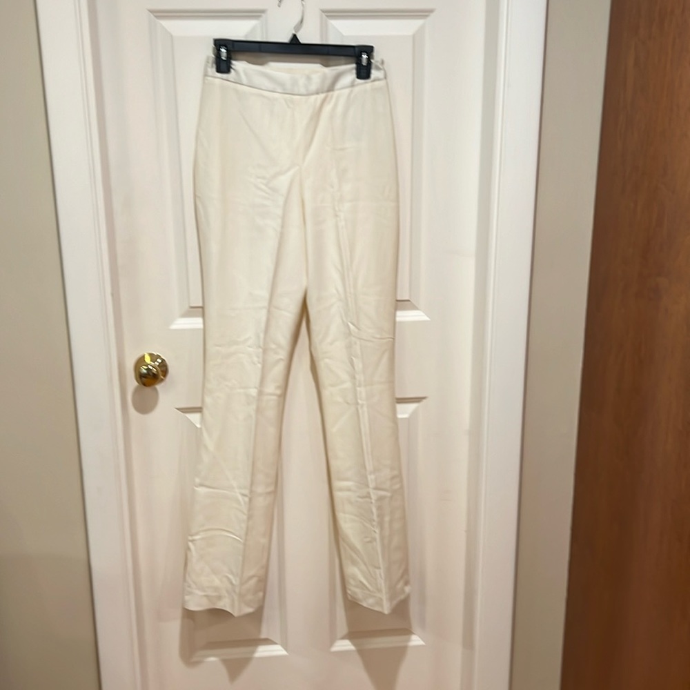 REISS, women’s, off white, size 4 dress pants. 14” waste / 34” inseam. NWT!